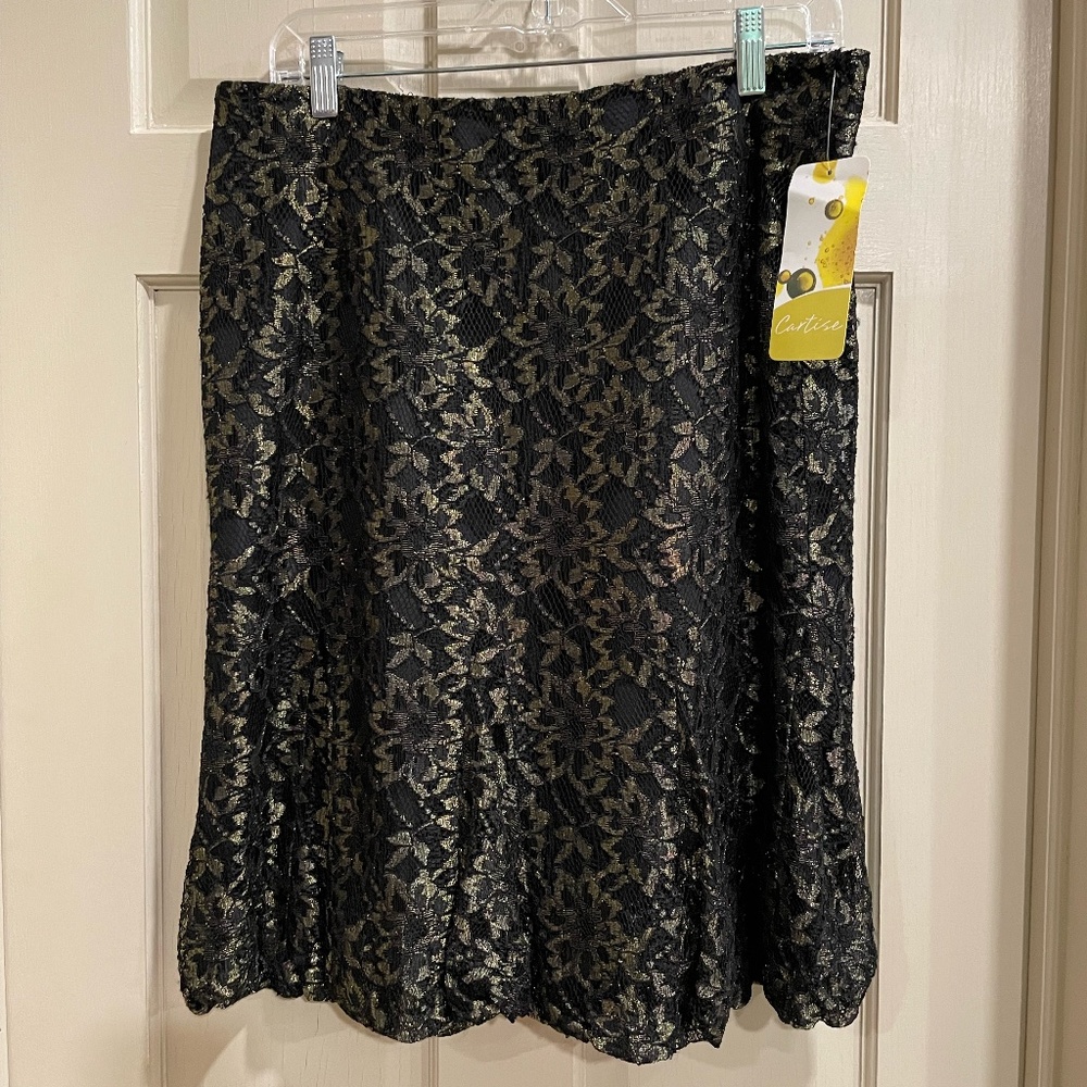 NWT Cartise Black and Gold Lace Flared Skirt